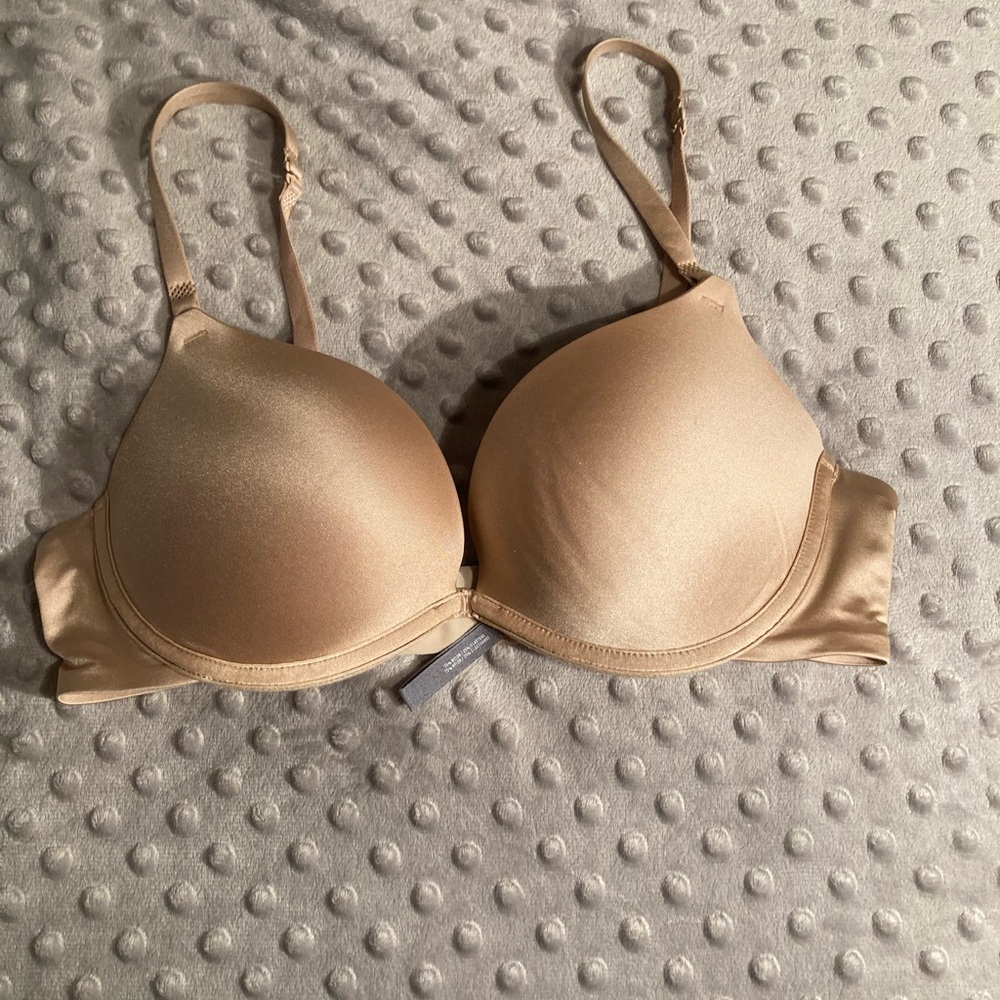 Nude push-up bra